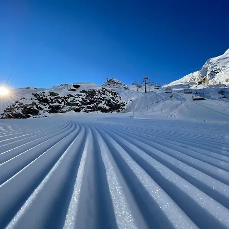 Helvetia شقة Saas Fee